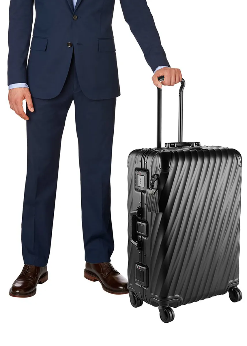 19 Degree Aluminium Short Trip Packing Case - Matte Black