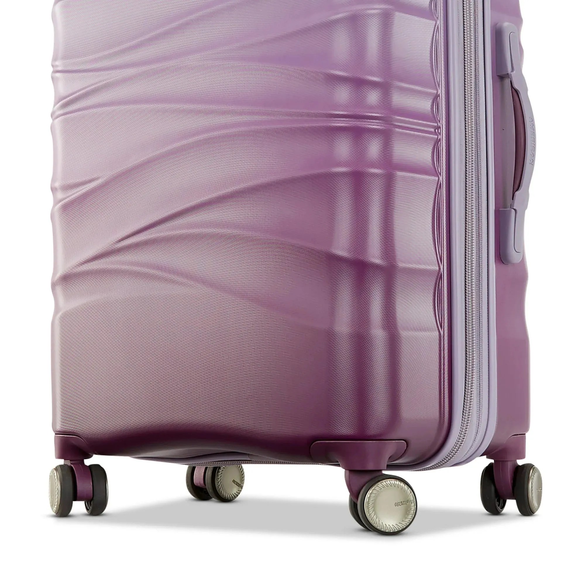 American Tourister Cascade Large Checked Hardside Spinner