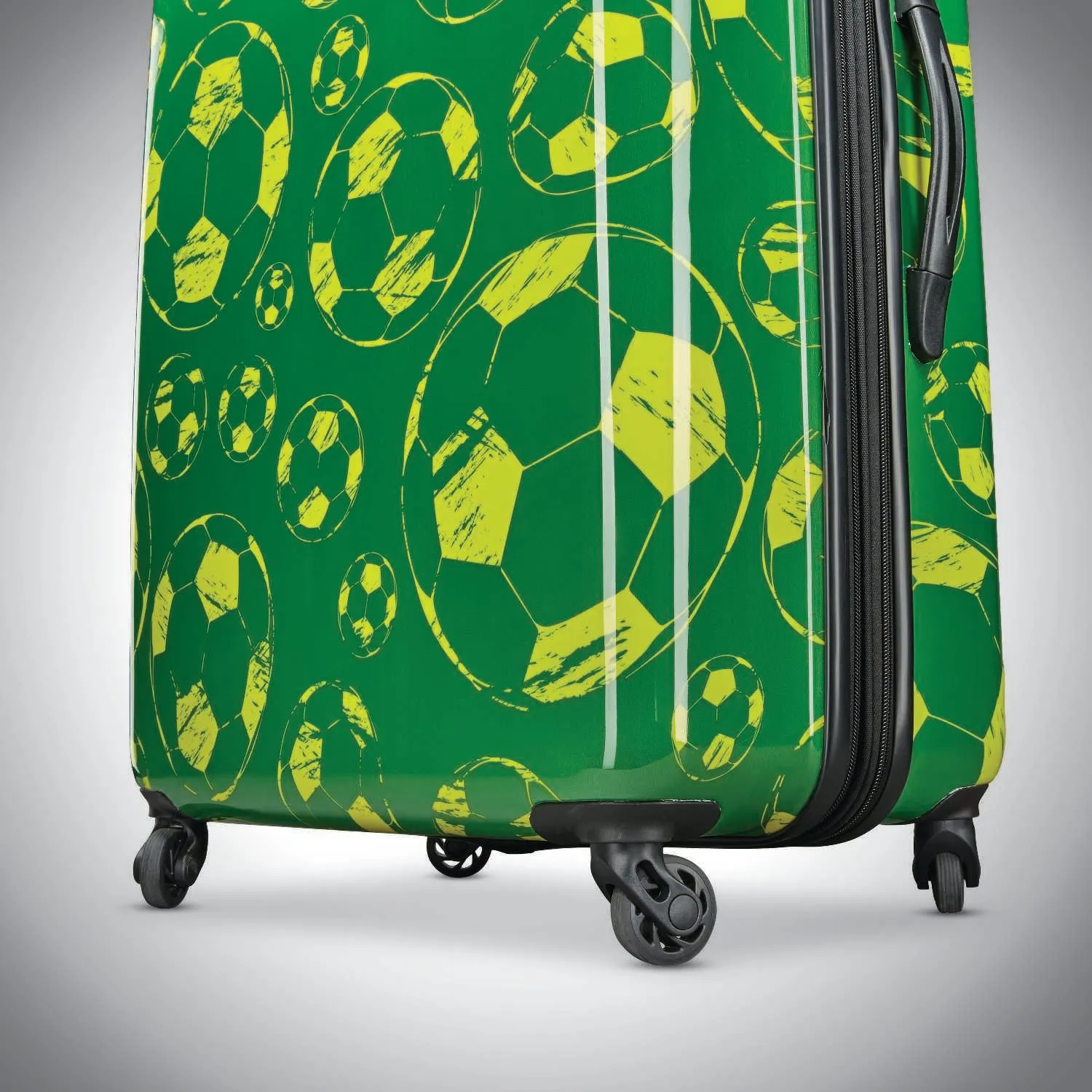American Tourister Moonlight 21" Hardside Spinner