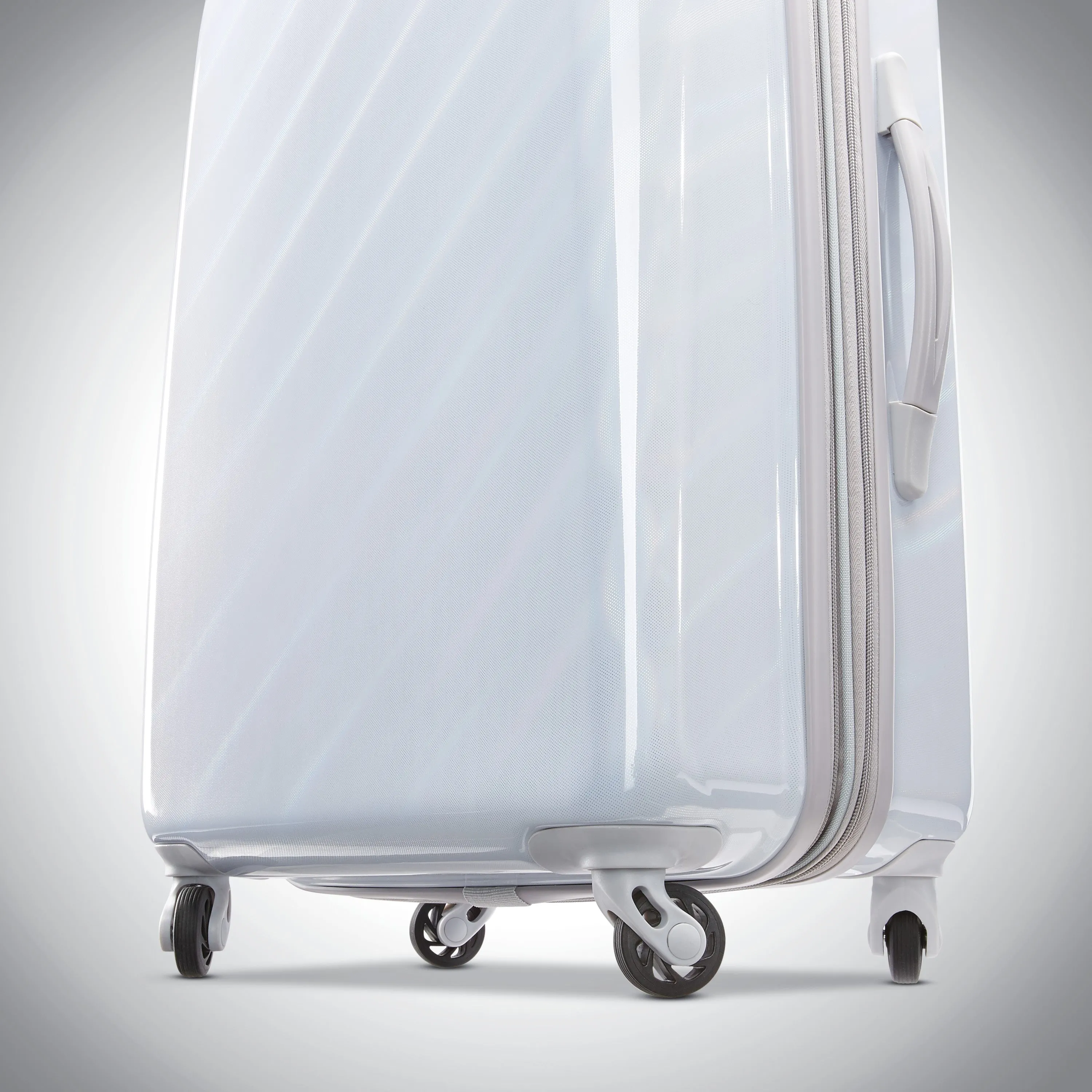 American Tourister Moonlight 25" Hardside Spinner