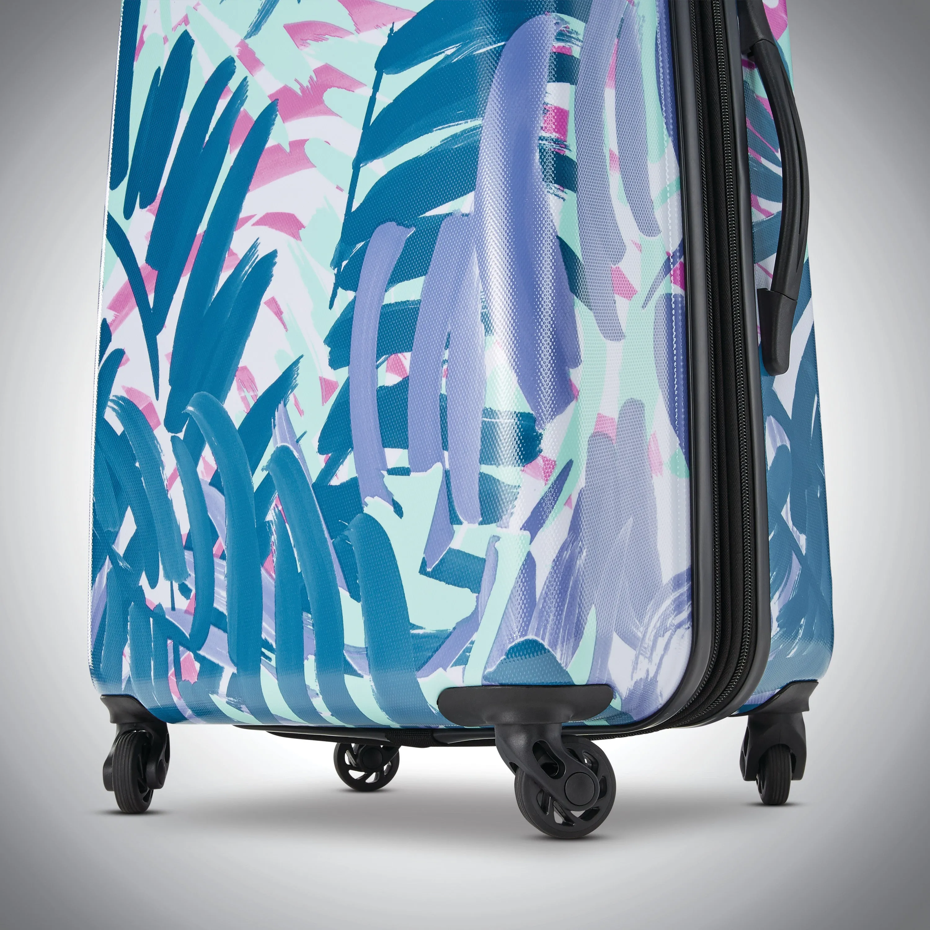 American Tourister Moonlight 25" Hardside Spinner