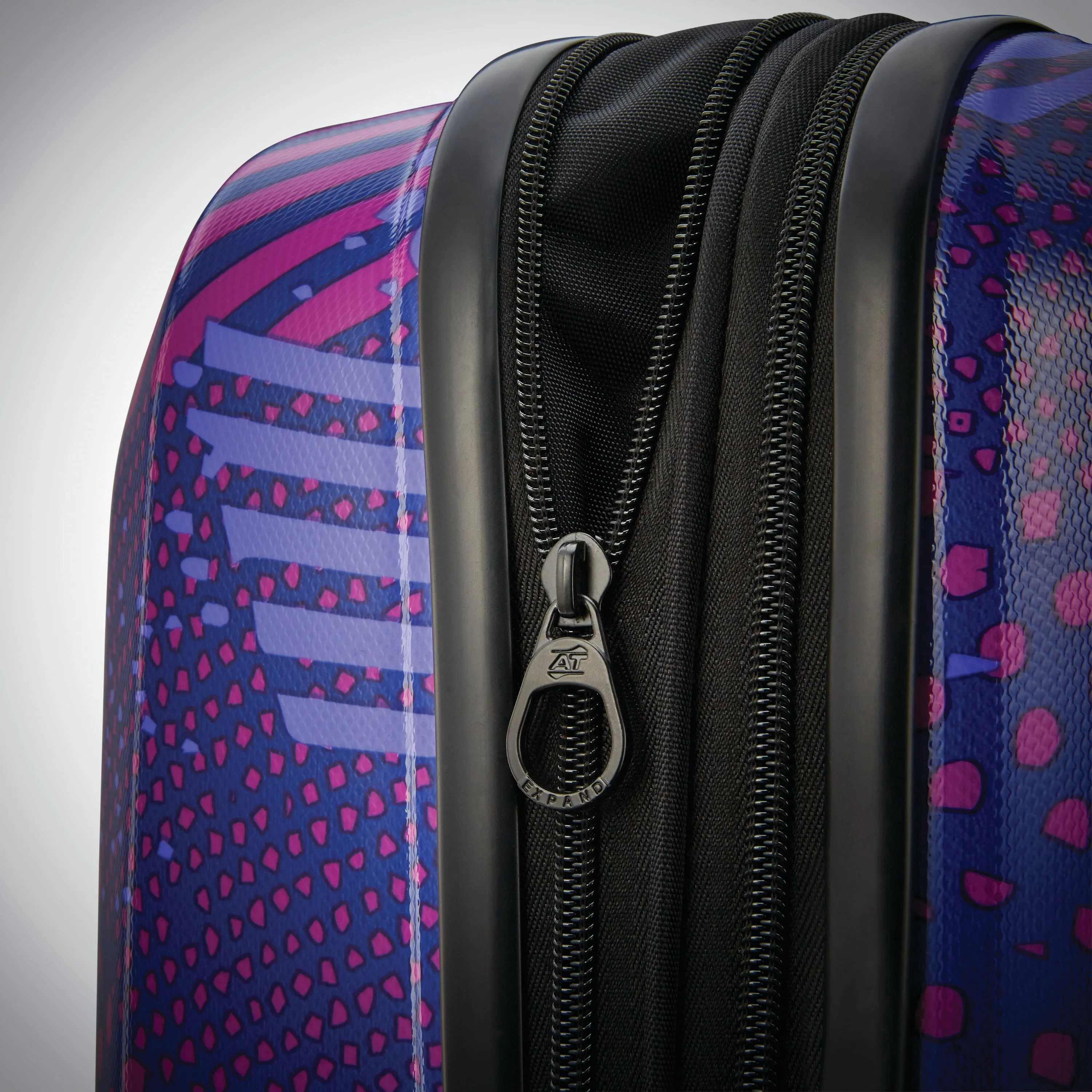 American Tourister Moonlight 25" Hardside Spinner
