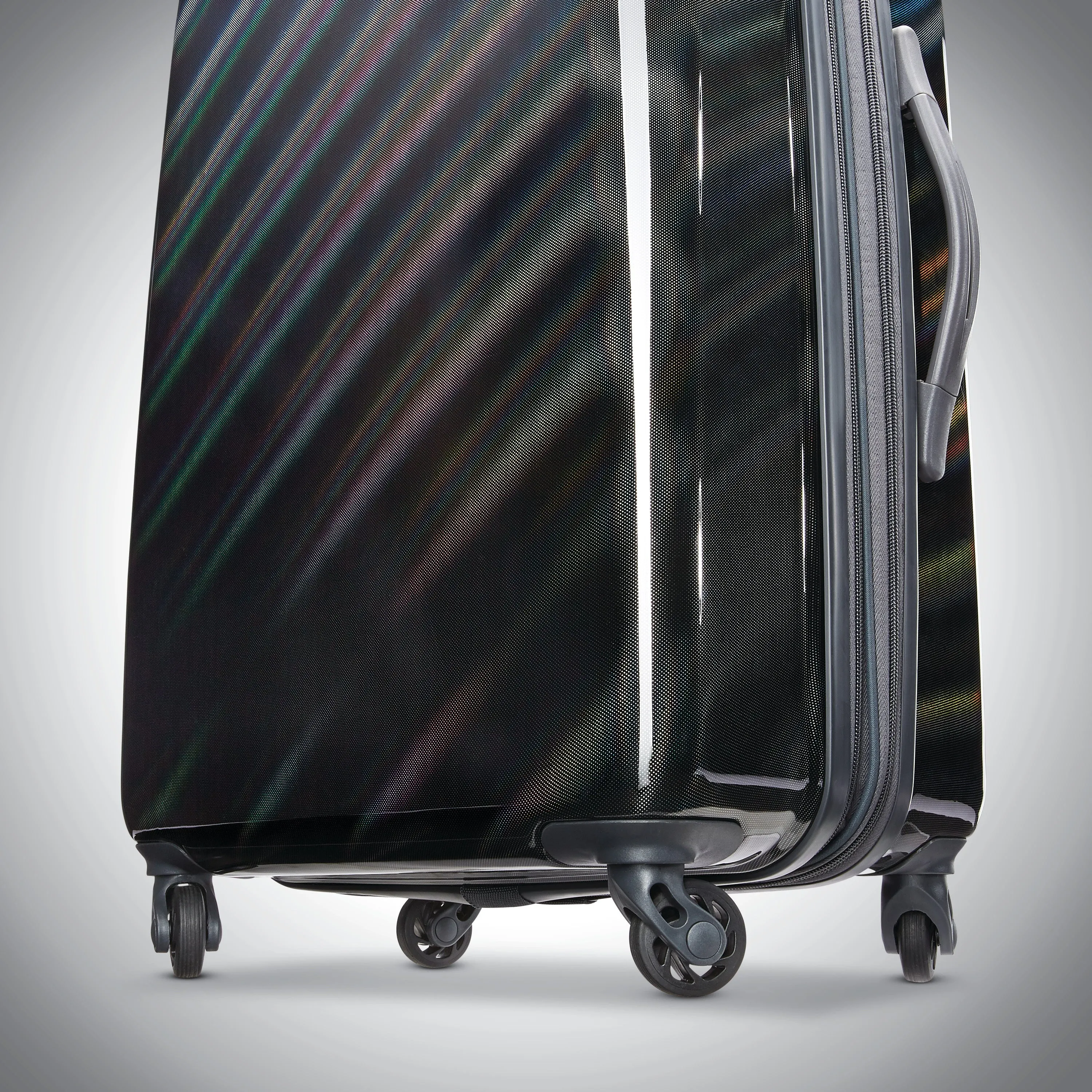 American Tourister Moonlight 25" Hardside Spinner