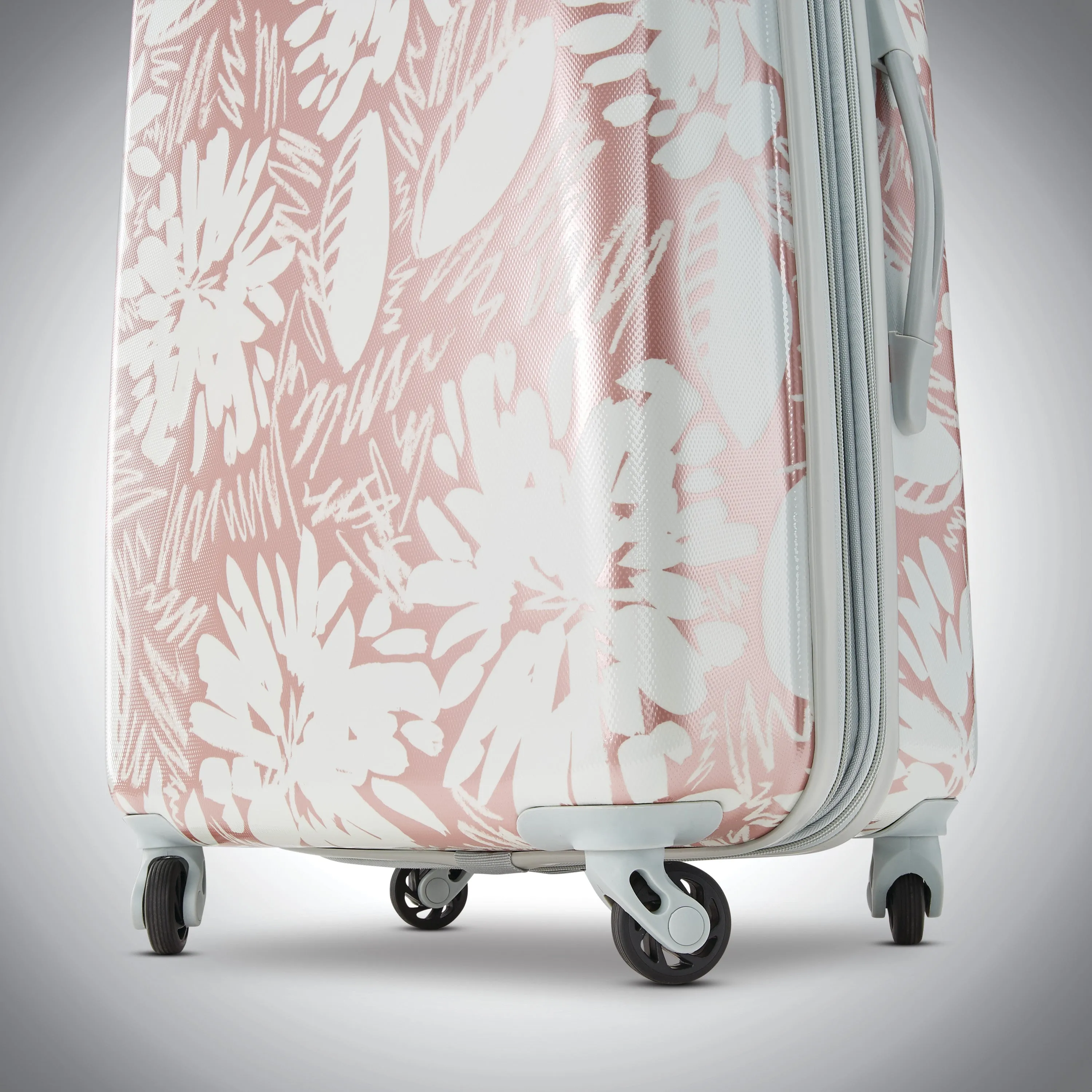 American Tourister Moonlight 25" Hardside Spinner