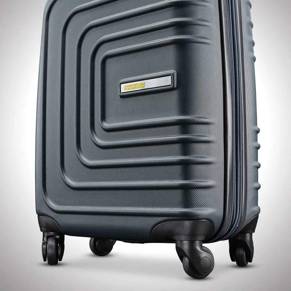 American Tourister Sunset Cruise 20" 4-Wheel Carry-On Luggage
