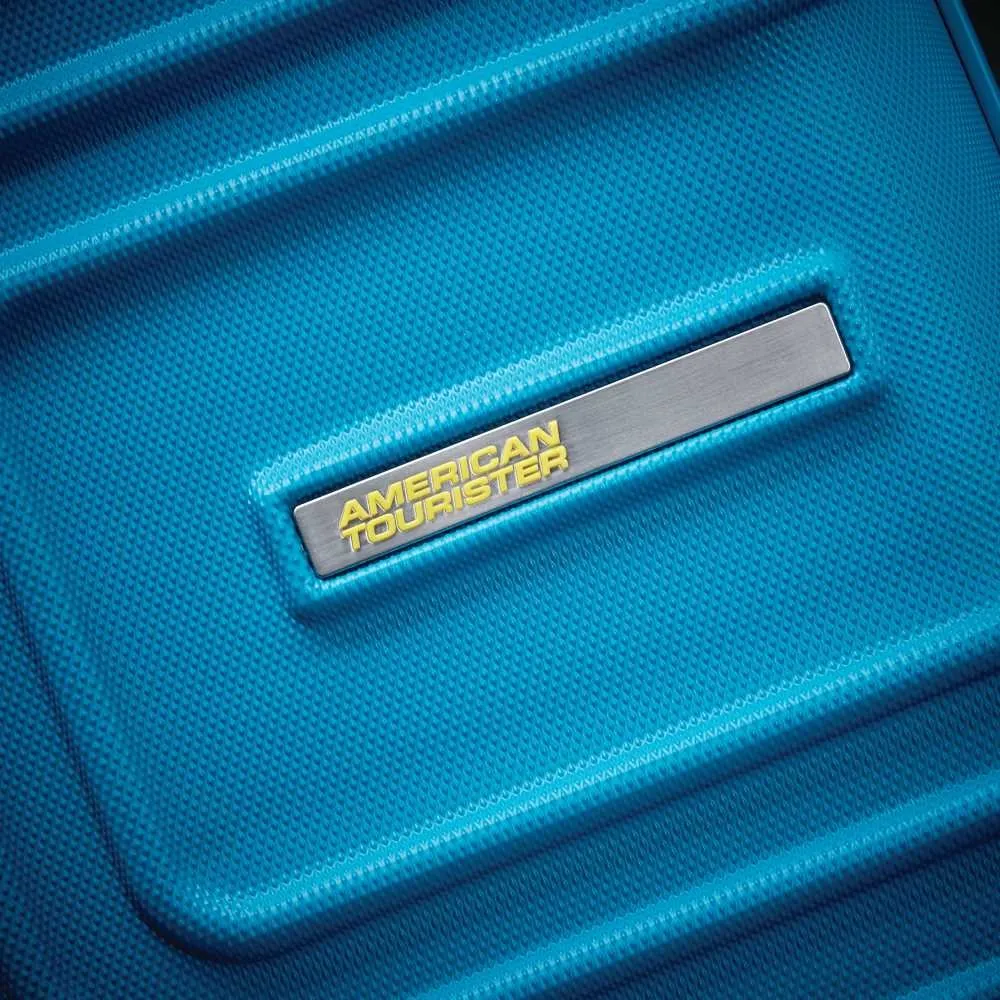 American Tourister Sunset Cruise 20" 4-Wheel Carry-On Luggage