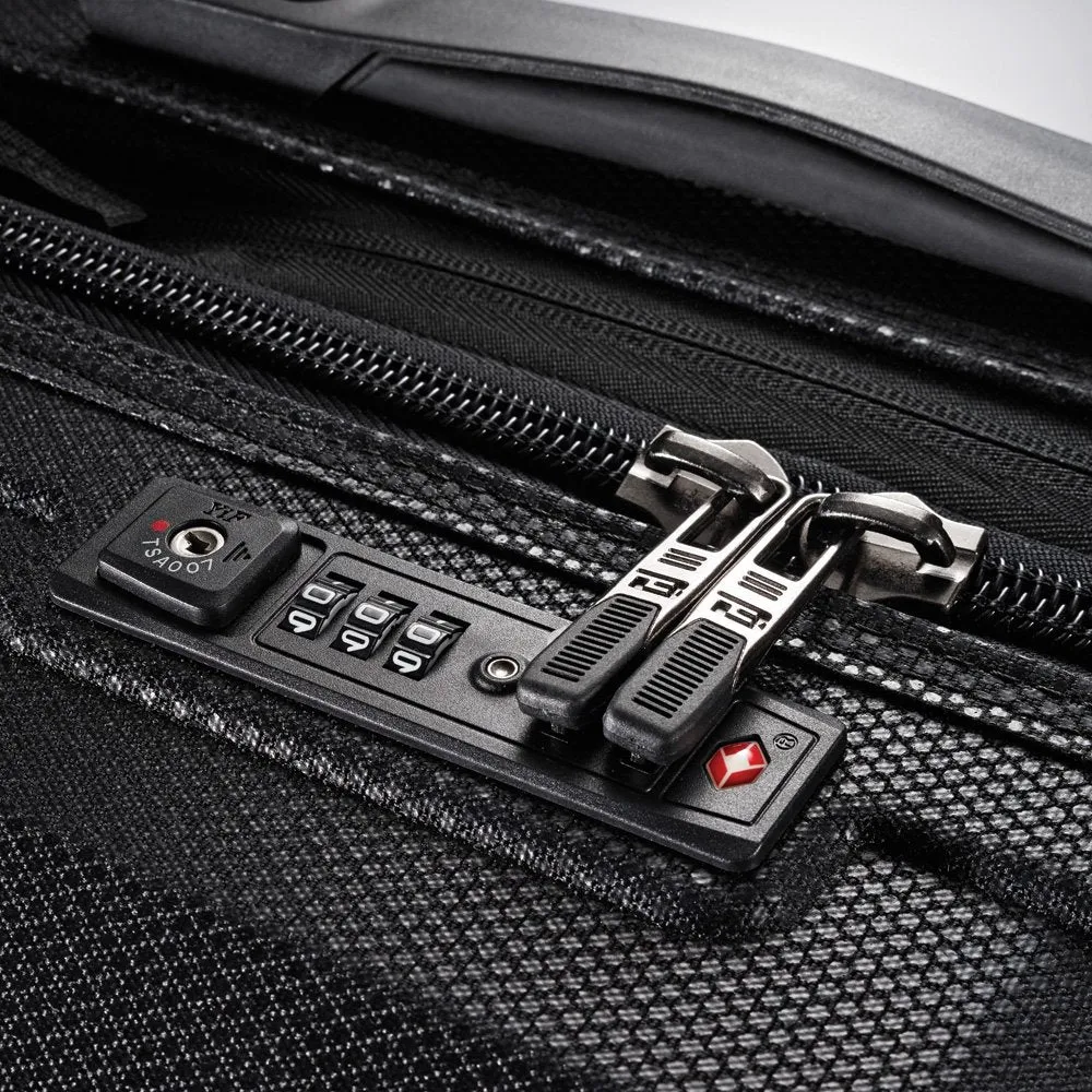 Boyt Armor 20" Hardside Spinner Carry On