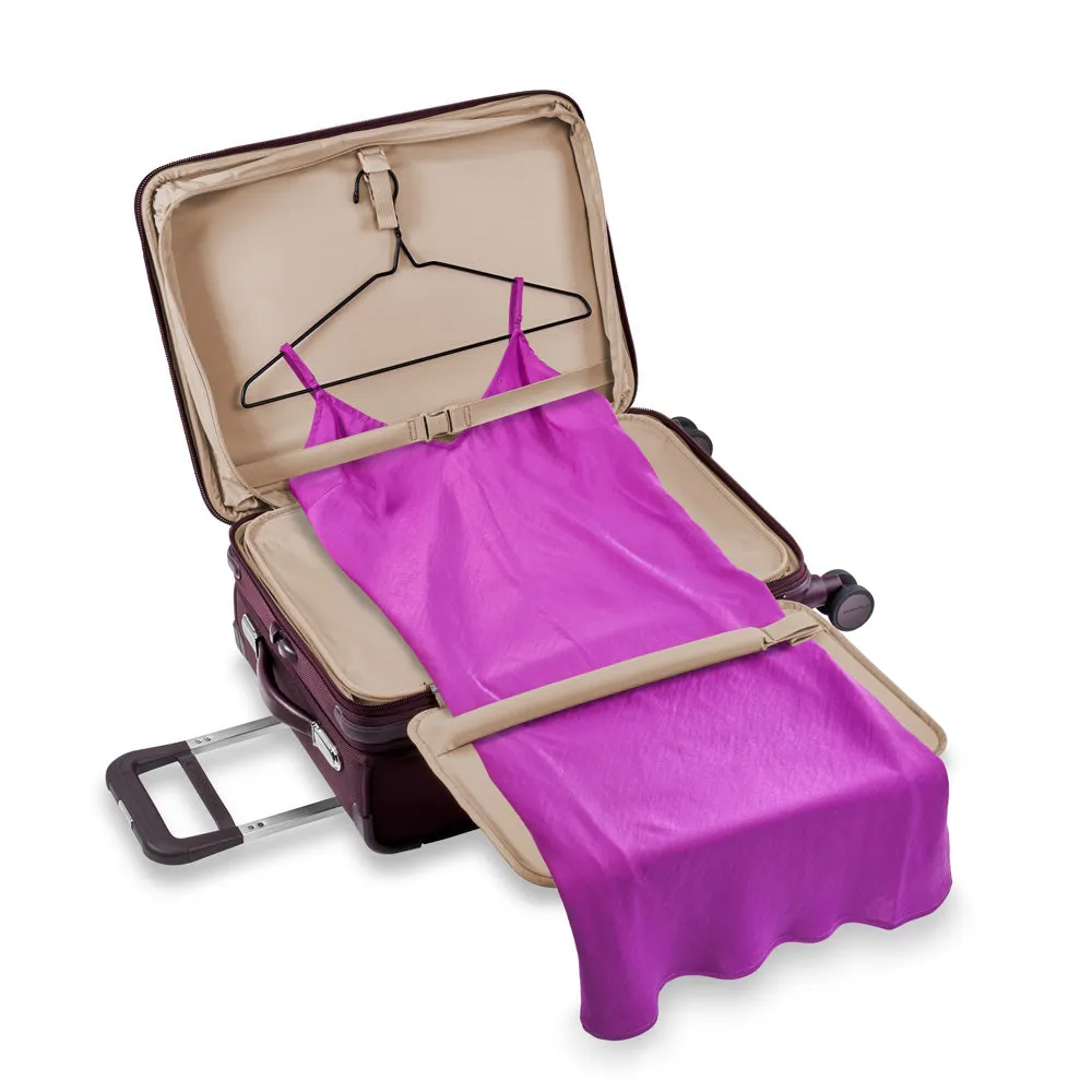 Briggs & Riley Baseline Expandable 22" 4-Wheel Carry-On Luggage