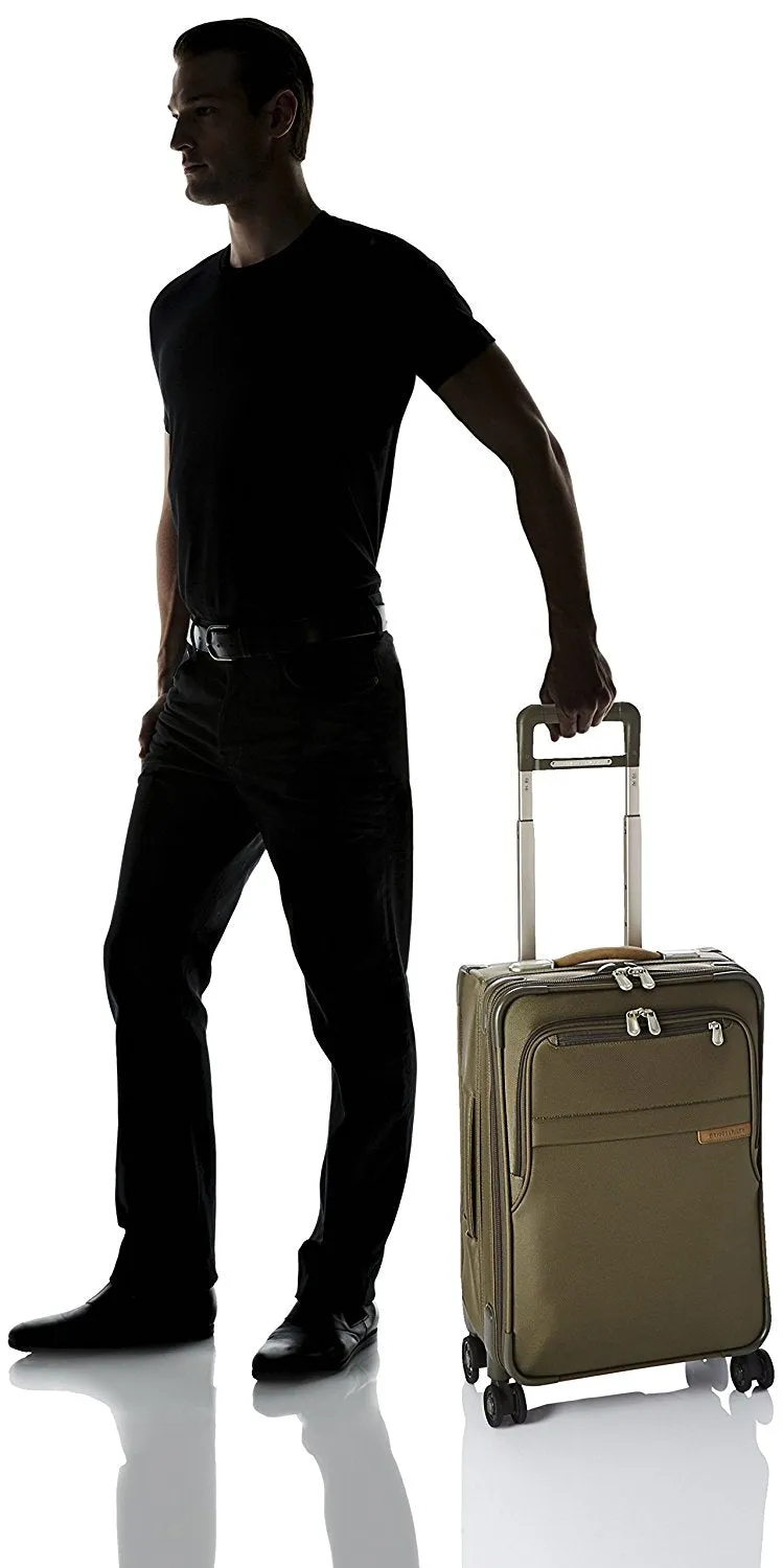 Briggs & Riley Baseline Expandable 22" 4-Wheel Carry-On Luggage