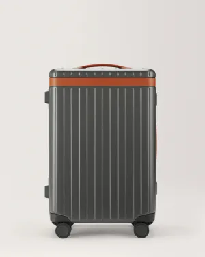 Carl Friedrik Hybrid The Carry-on