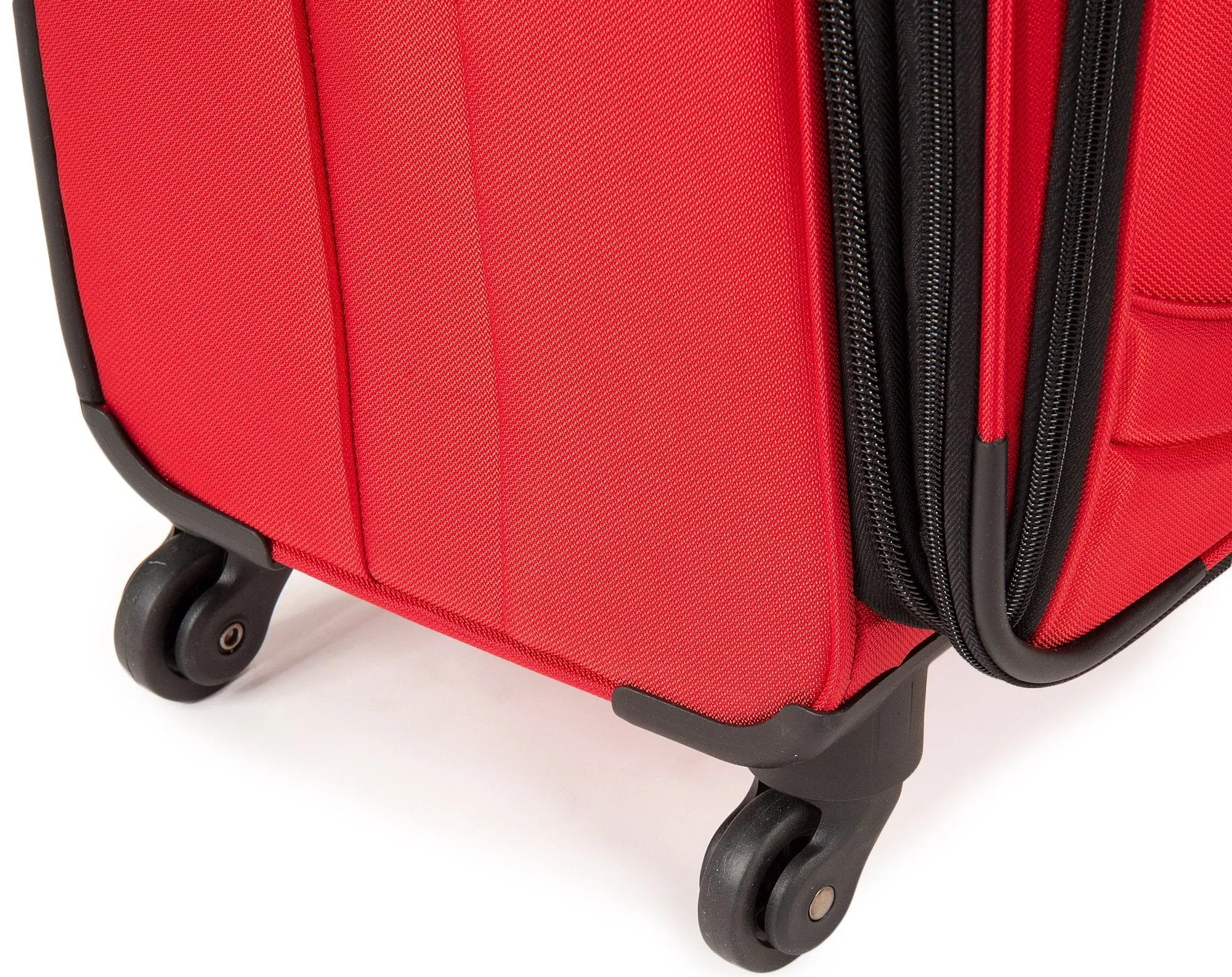 DELSEY Paris D-Lite 21" 4-Wheel Carry-On Luggage