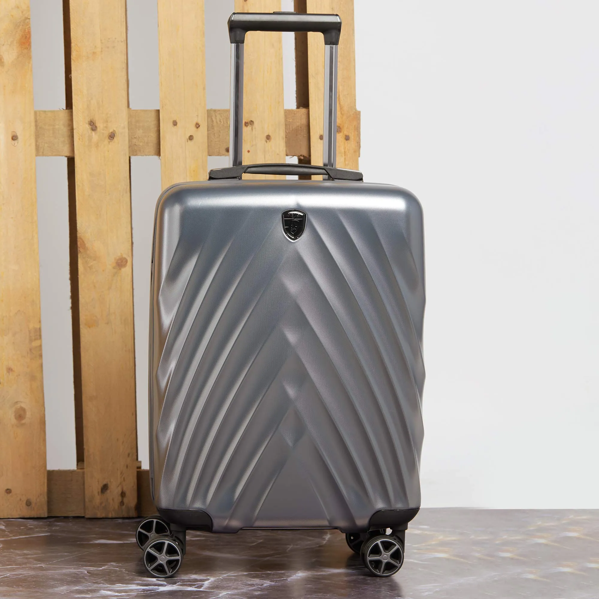 Heys America EcoLite 21" 4-Wheel Carry-On Luggage