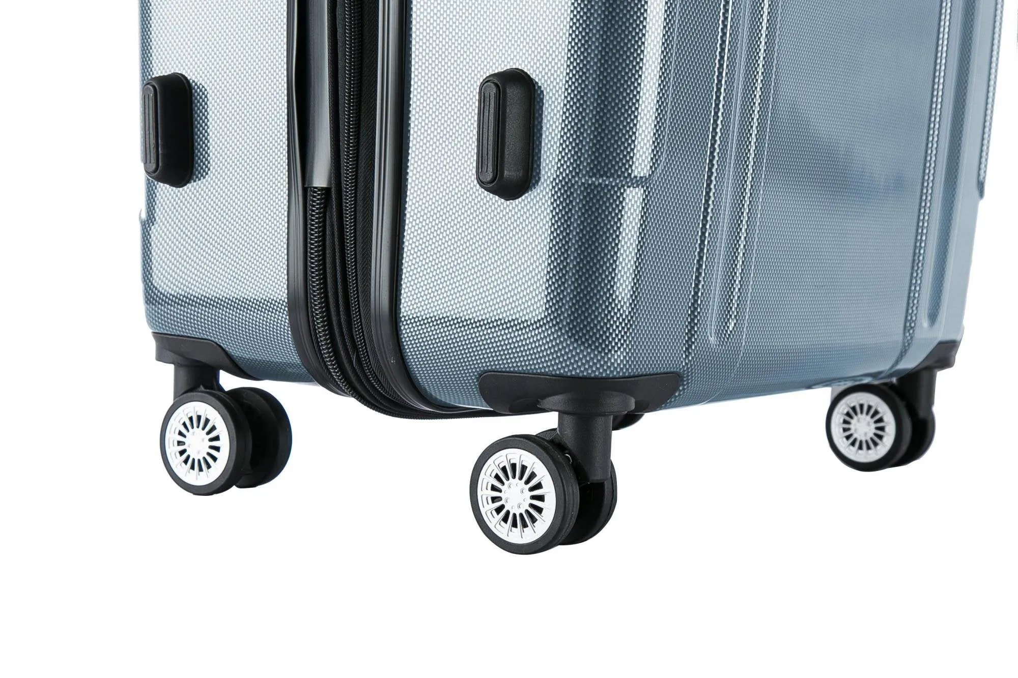 inUSA Southworld 27" 4-Wheel Medium Luggage