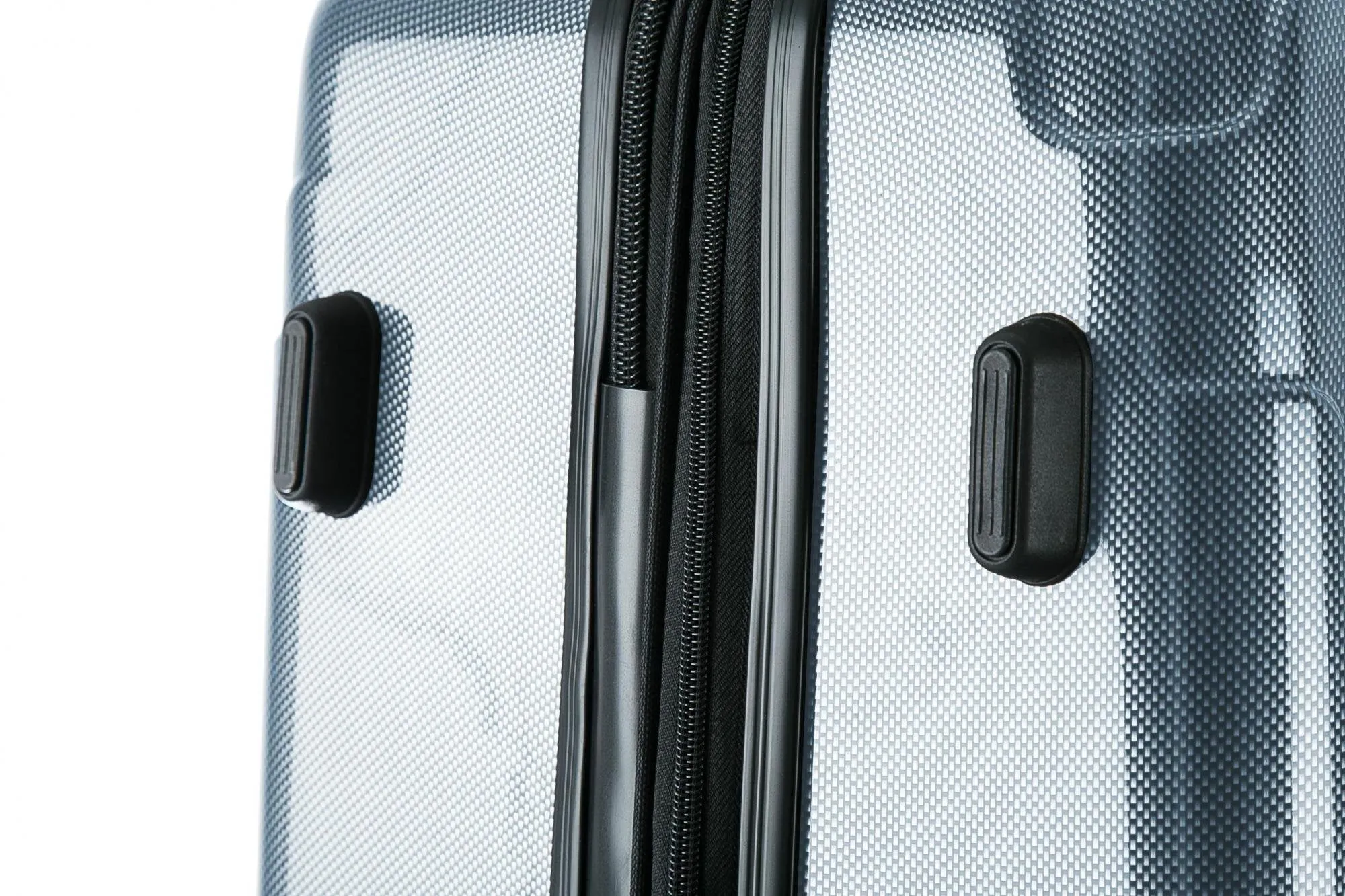 inUSA Southworld 27" 4-Wheel Medium Luggage