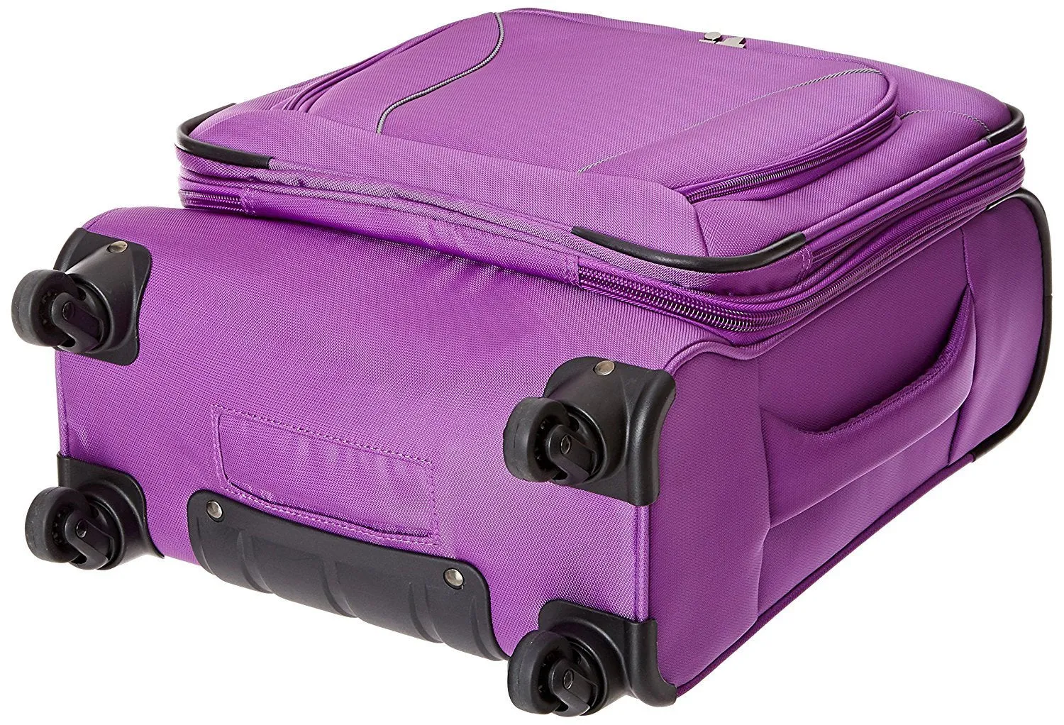 IT Luggage Mega-Lite Premium 22" 4-Wheel Carry-On Luggage