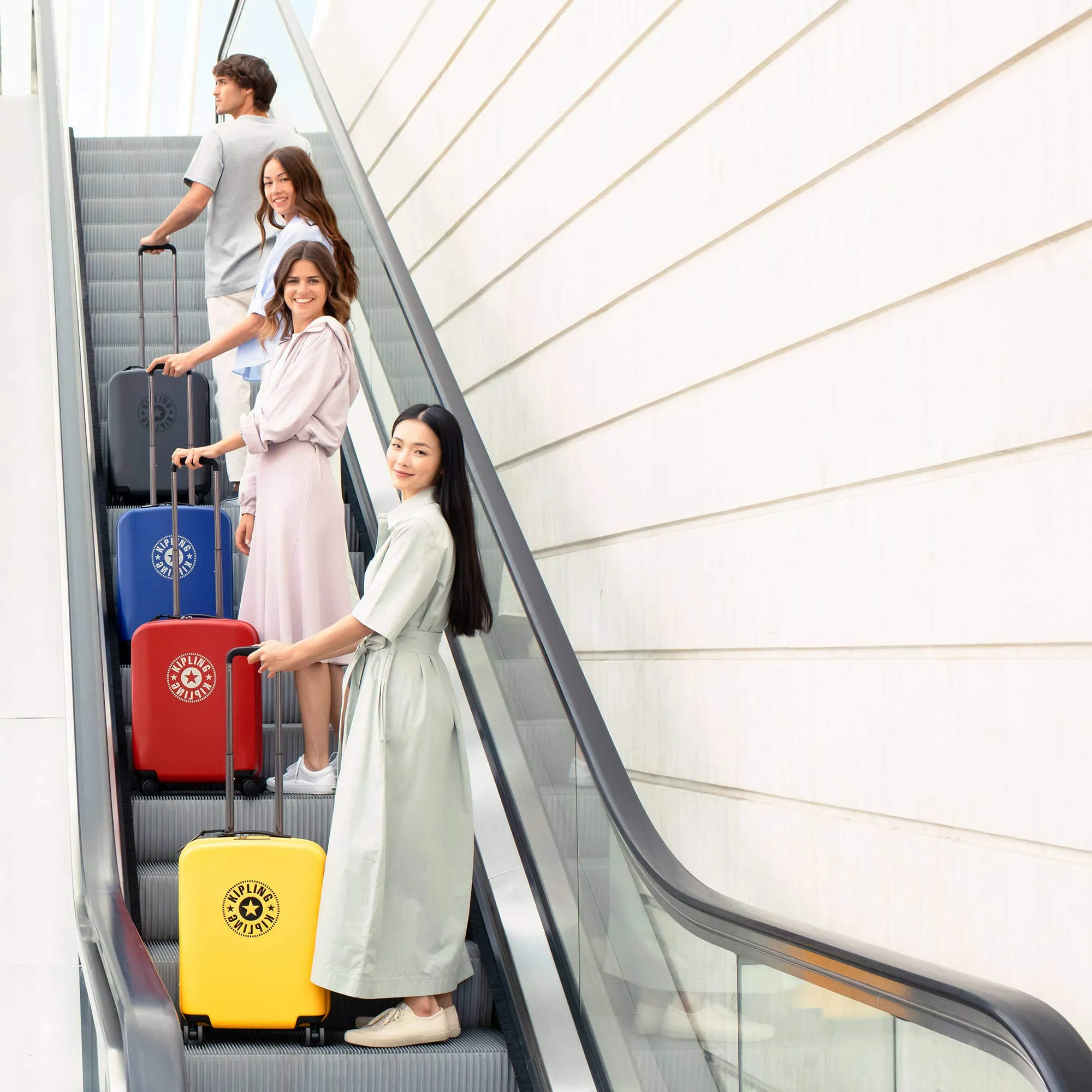 Kipling Curiosity 22" 4-Wheel Carry-On Luggage