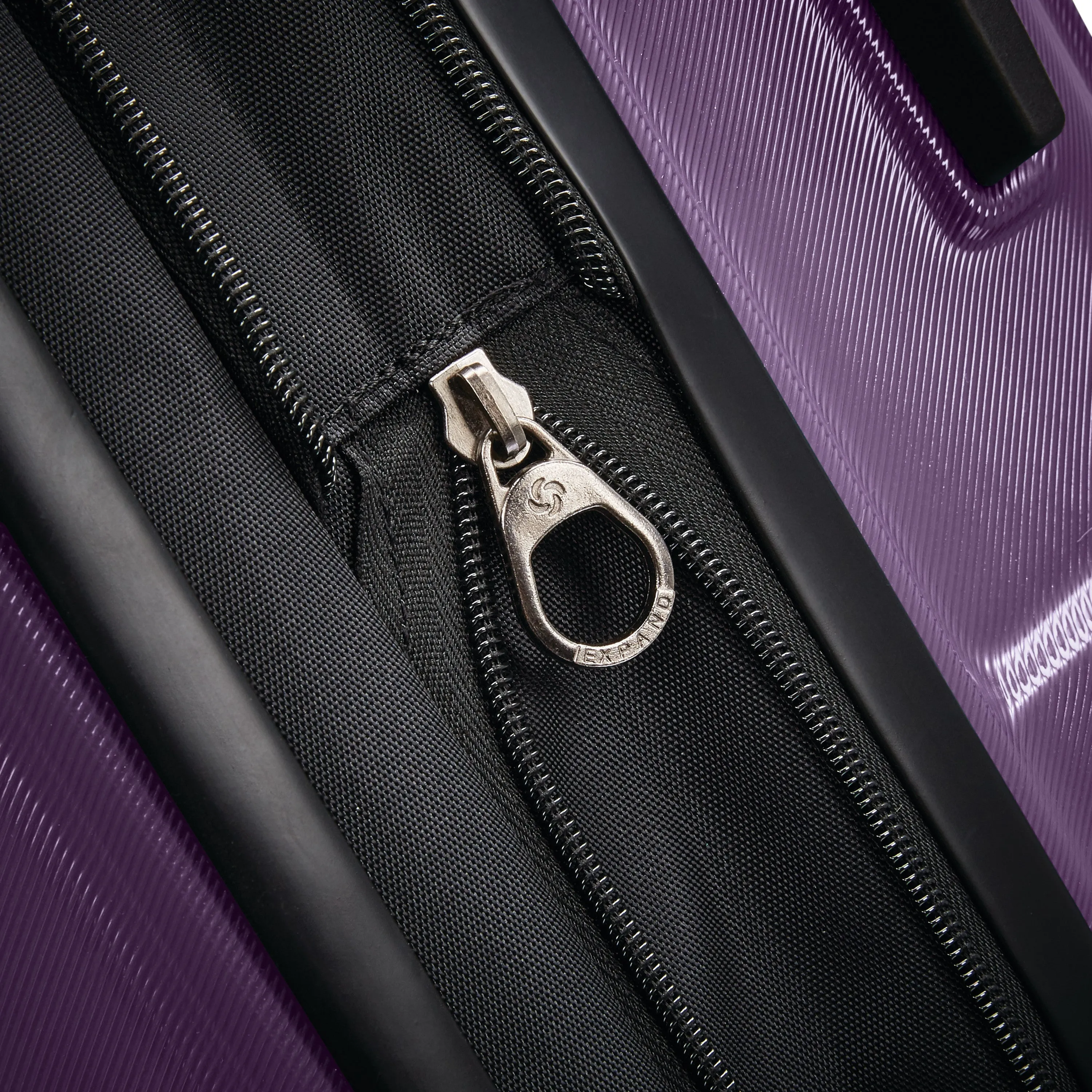 Samsonite Centric 28-inch Hardside Spinner