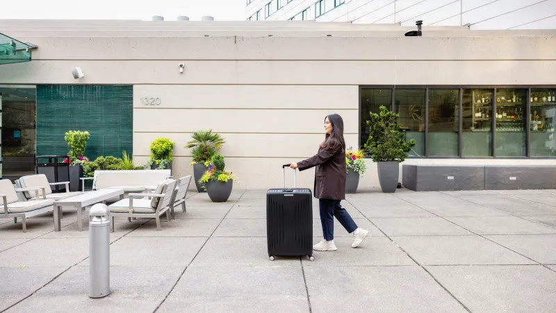 Samsonite Opto 3 Large Expandable Spinner