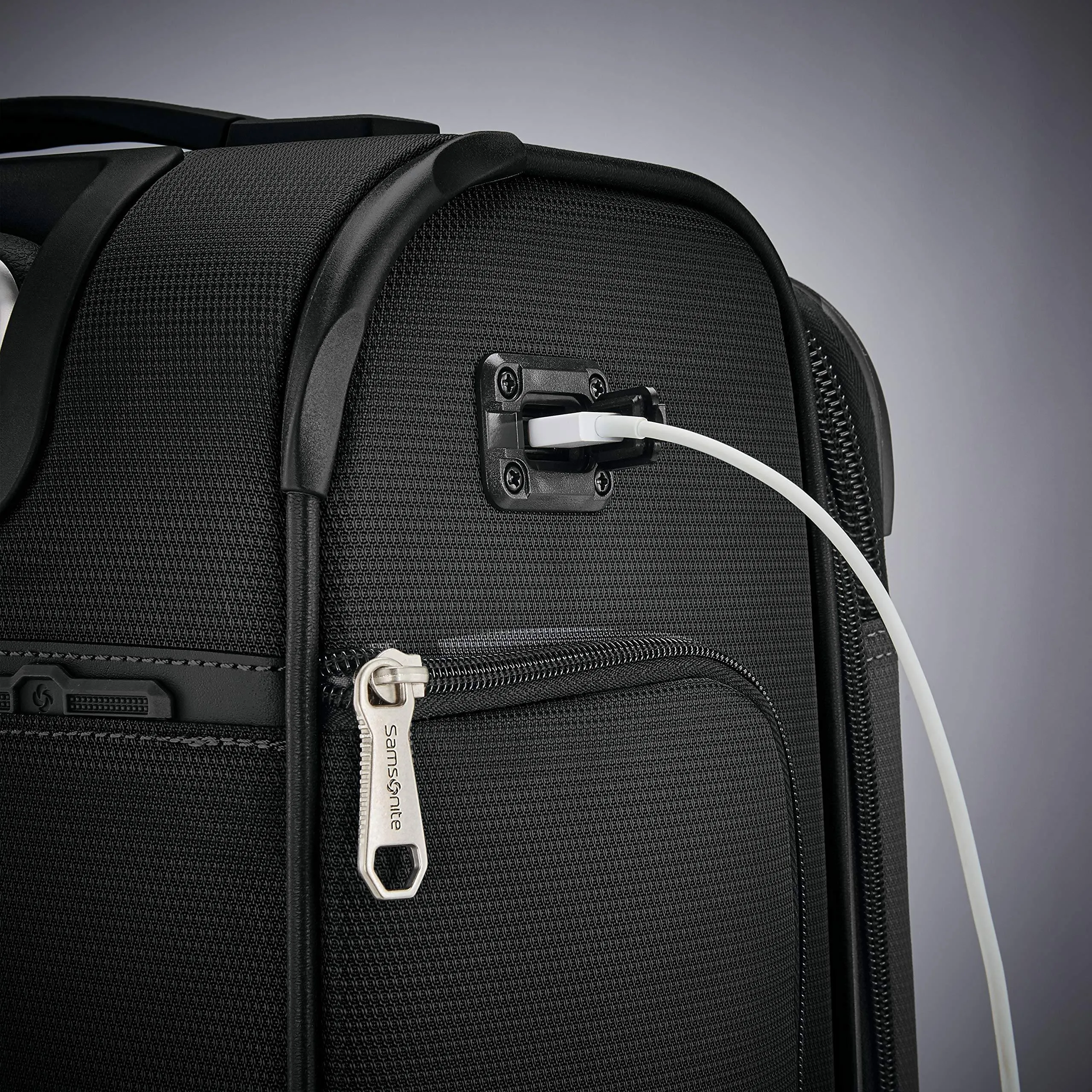 Samsonite SoLyte DLX 3 Piece Set (20"/24"/28") 4-Wheel Luggage Sets