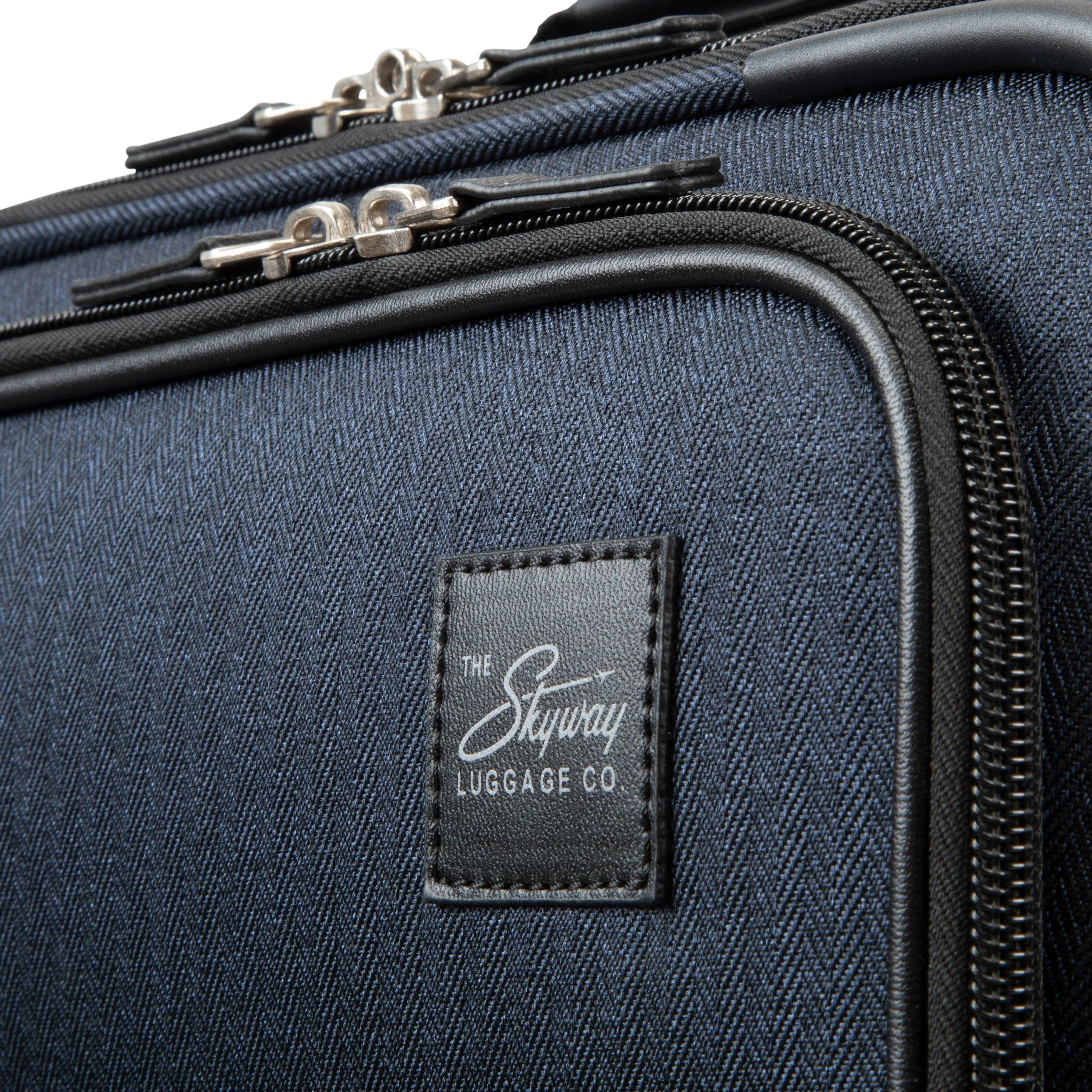 Skyway Eastlake 29" 4-Wheel Large Luggage