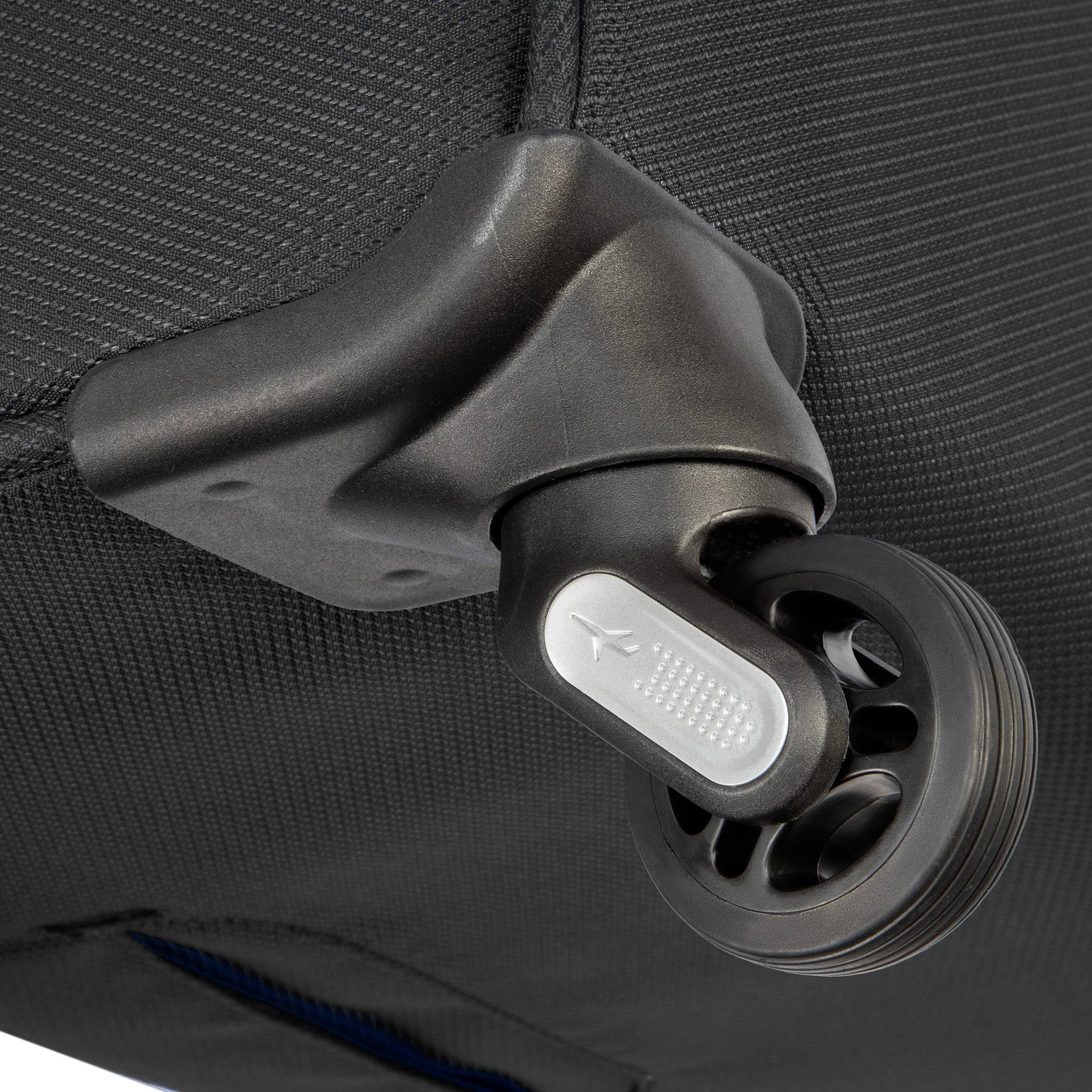 Skyway Mirage 3.0 20" 4-Wheel Carry-On Luggage