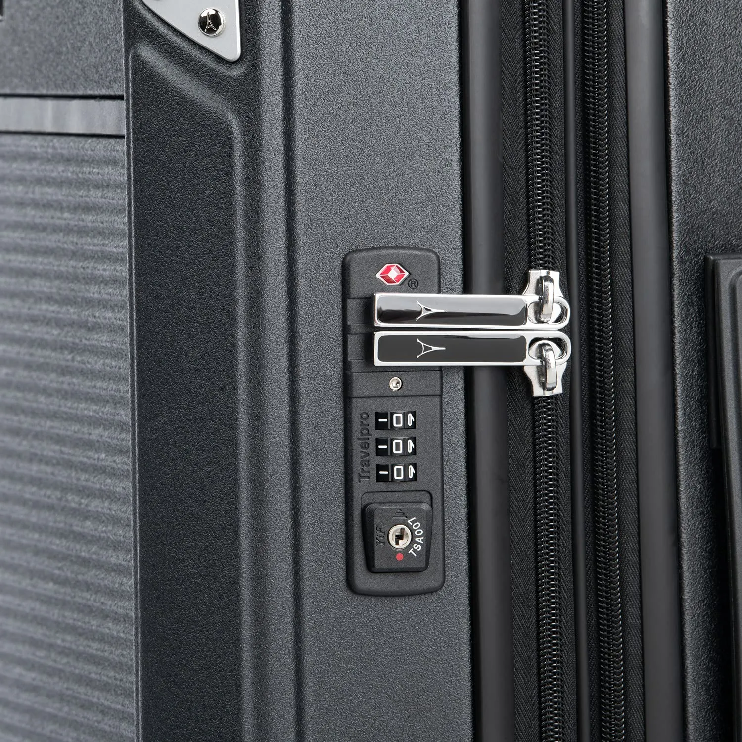 Travelpro Platinum Elite Hardside Expandable22” carry on  Spinner Wheel Luggage TSA Lock Hard Shell Polycarbonate Suitcase