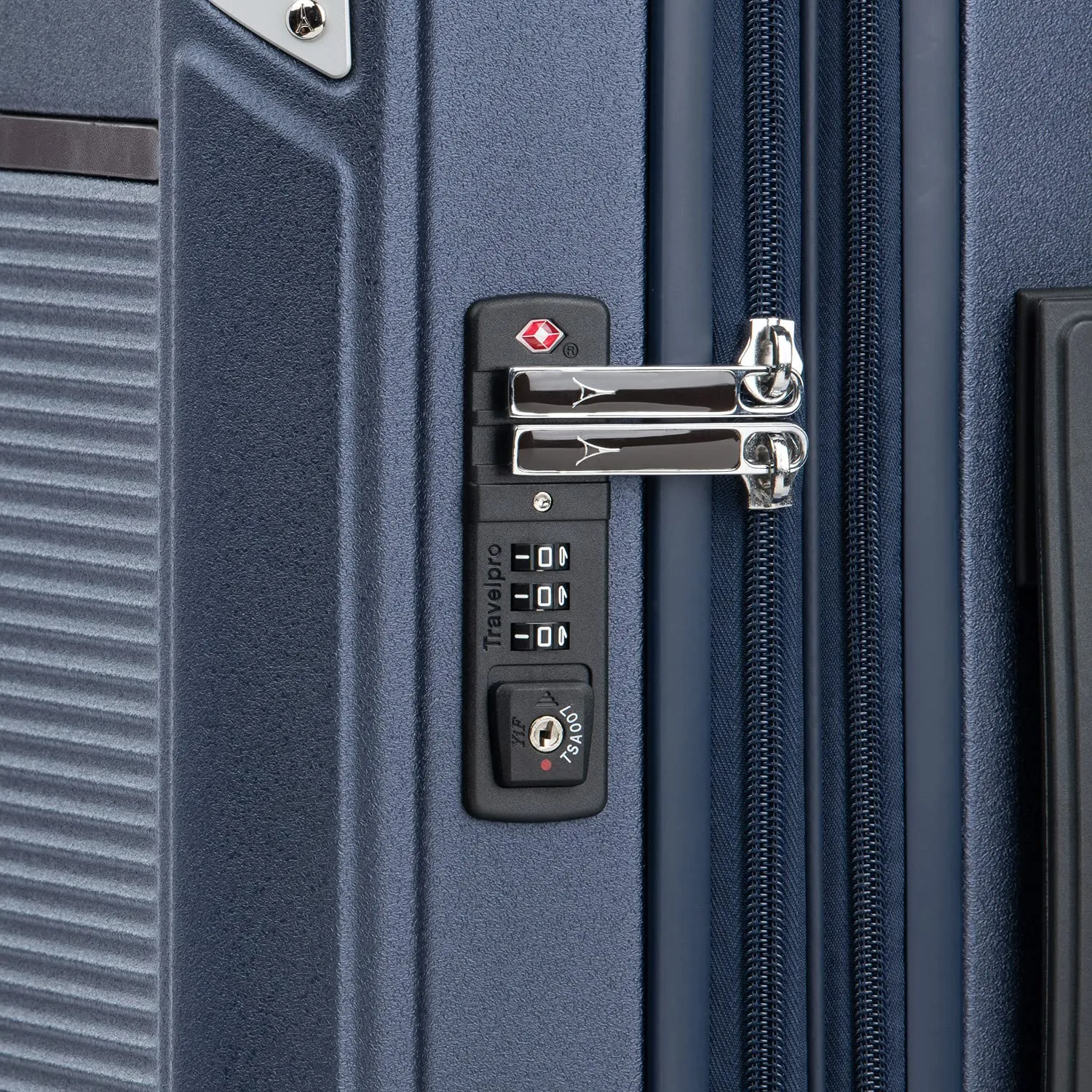 Travelpro Platinum Elite Hardside Expandable22” carry on  Spinner Wheel Luggage TSA Lock Hard Shell Polycarbonate Suitcase