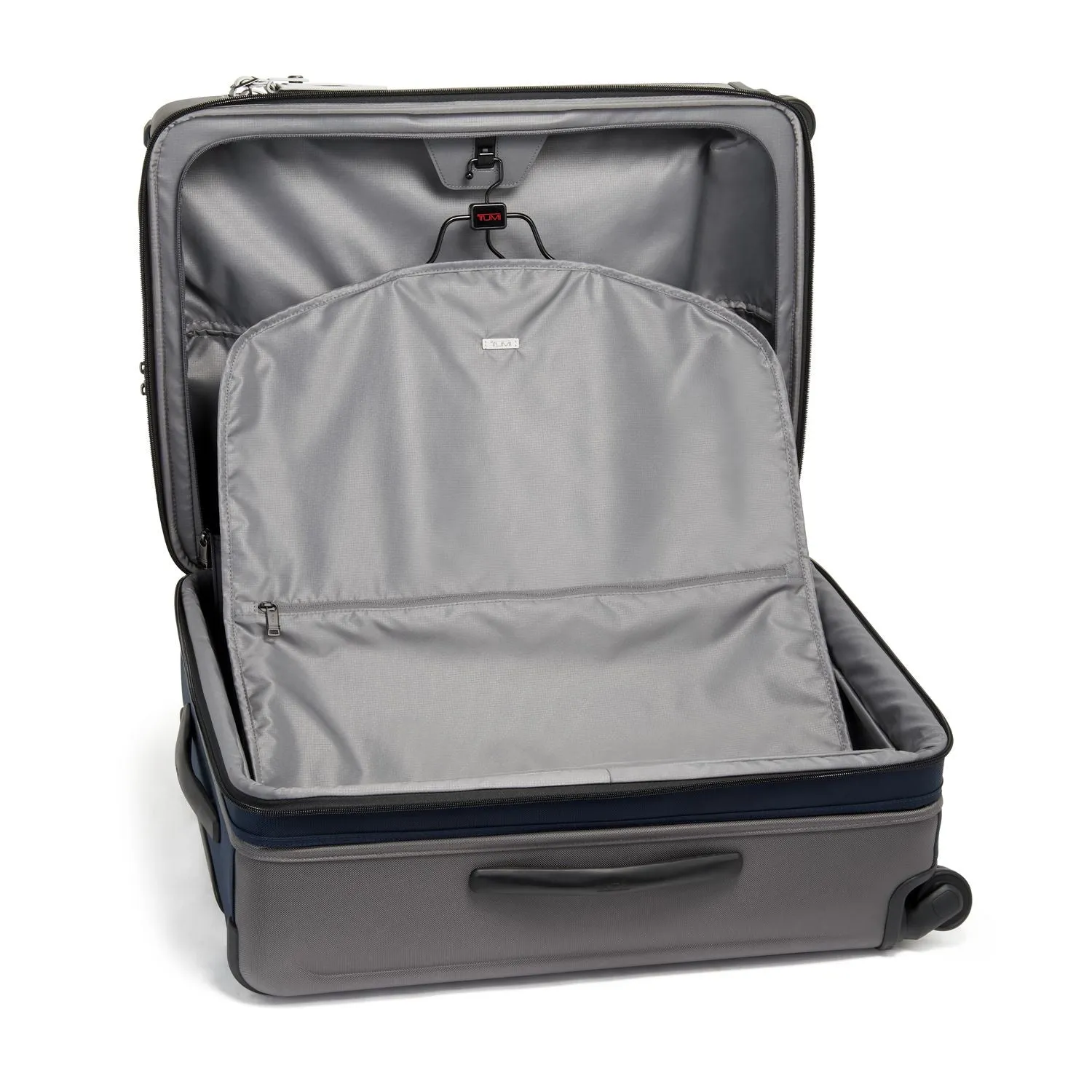 TUMI Alpha 3 Short Trip Expandable 4 Wheel Packing Case