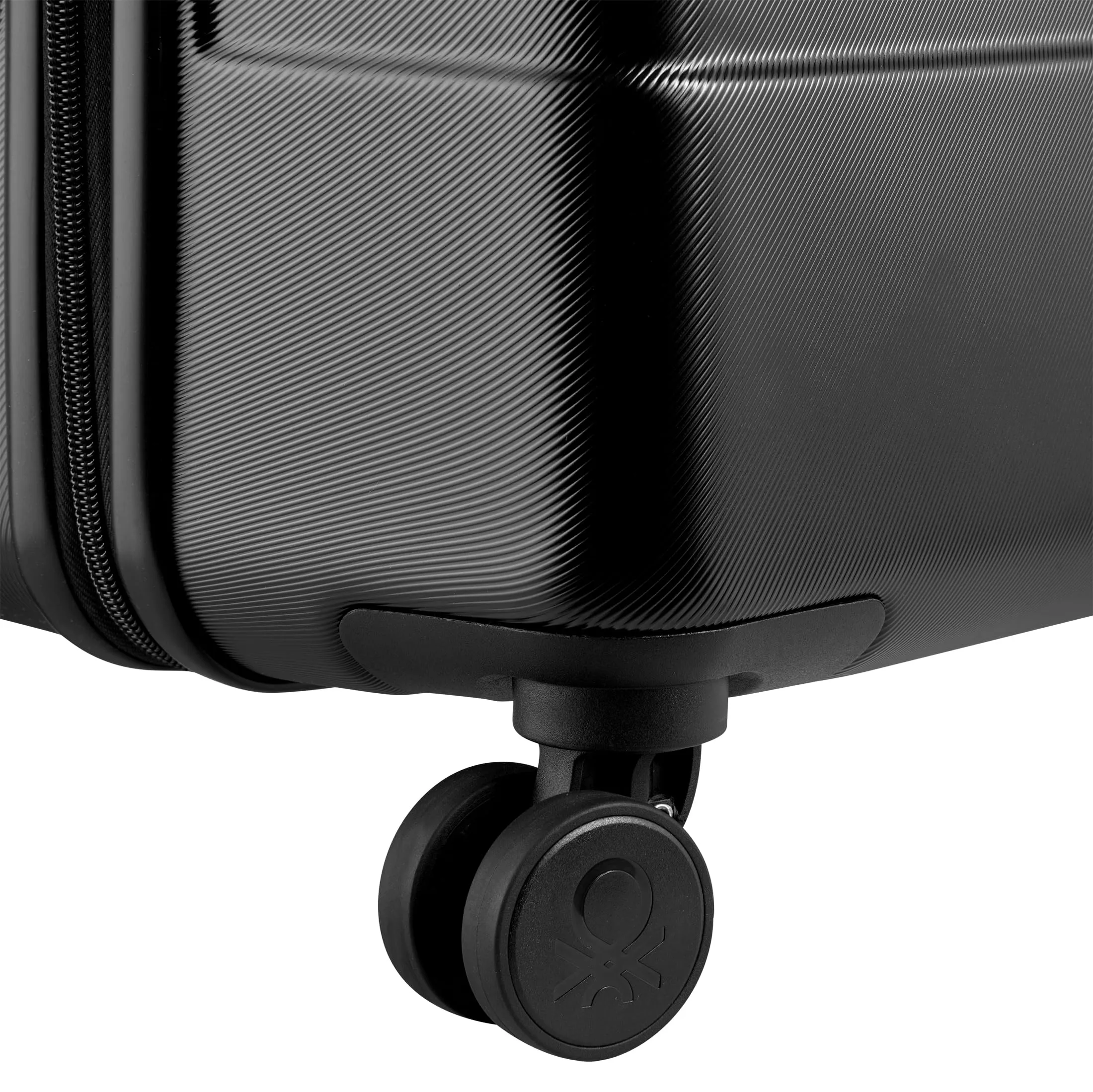 United Colors of Benetton Now Hardside Luggage with Spinner Wheels