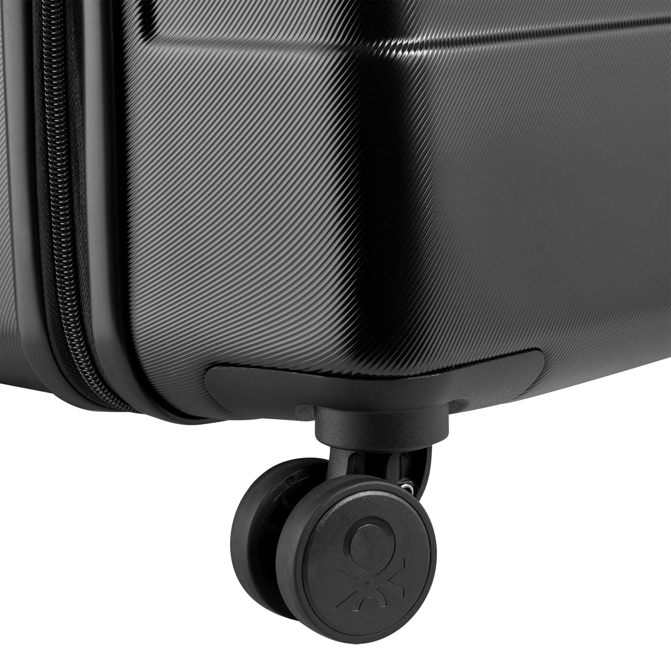 United Colors of Benetton Now Hardside Luggage with Spinner Wheels