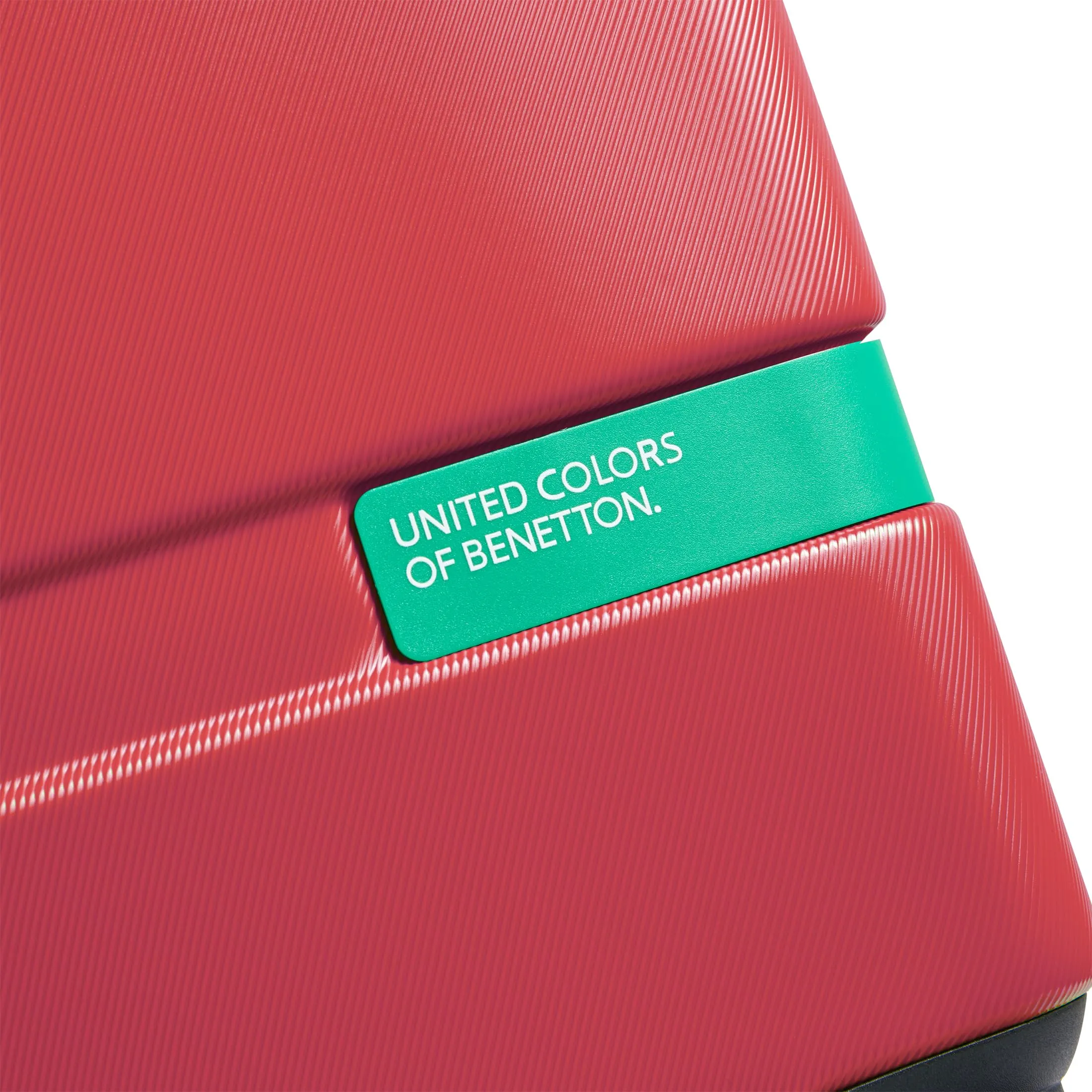 United Colors of Benetton Now Hardside Luggage with Spinner Wheels