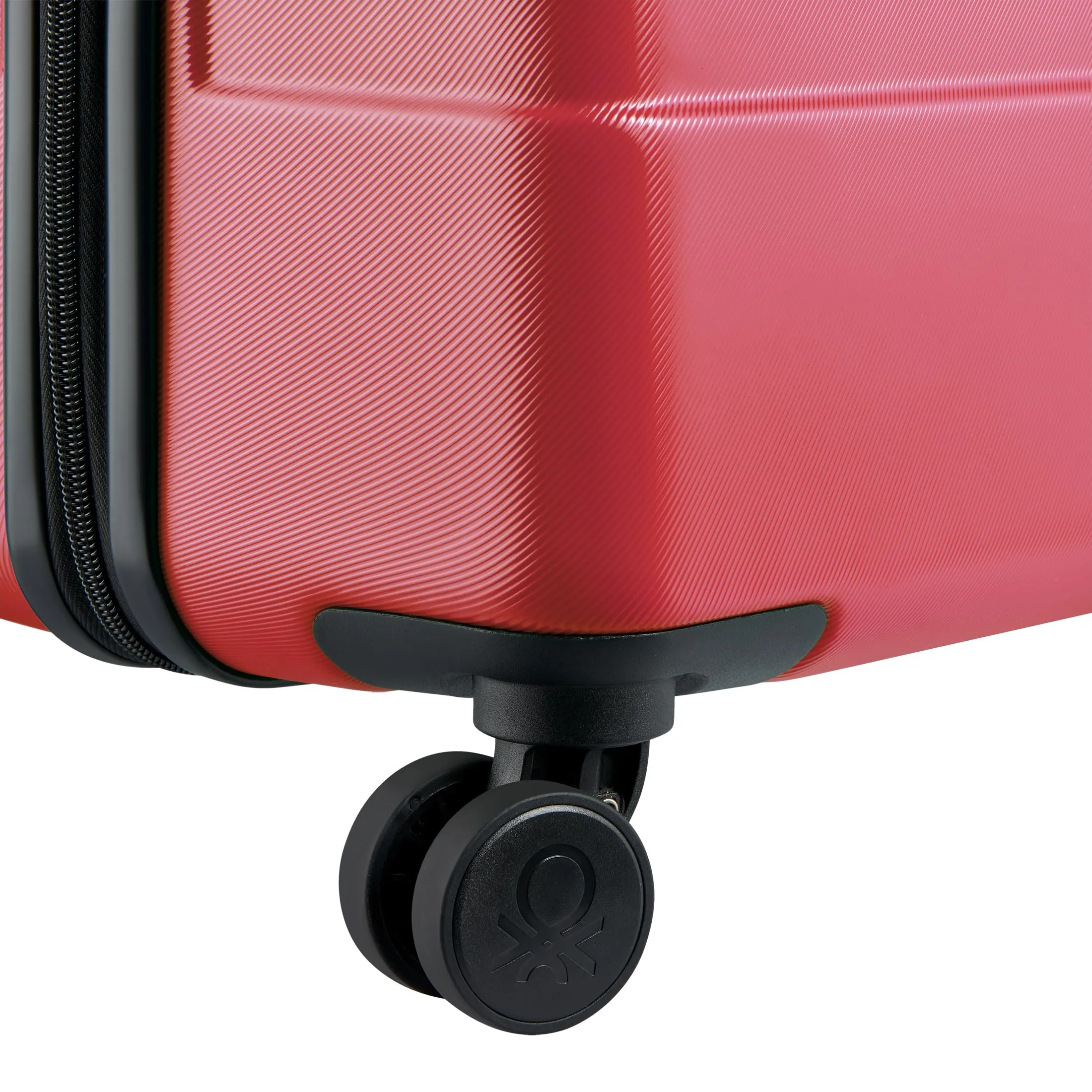United Colors of Benetton Now Hardside Luggage with Spinner Wheels
