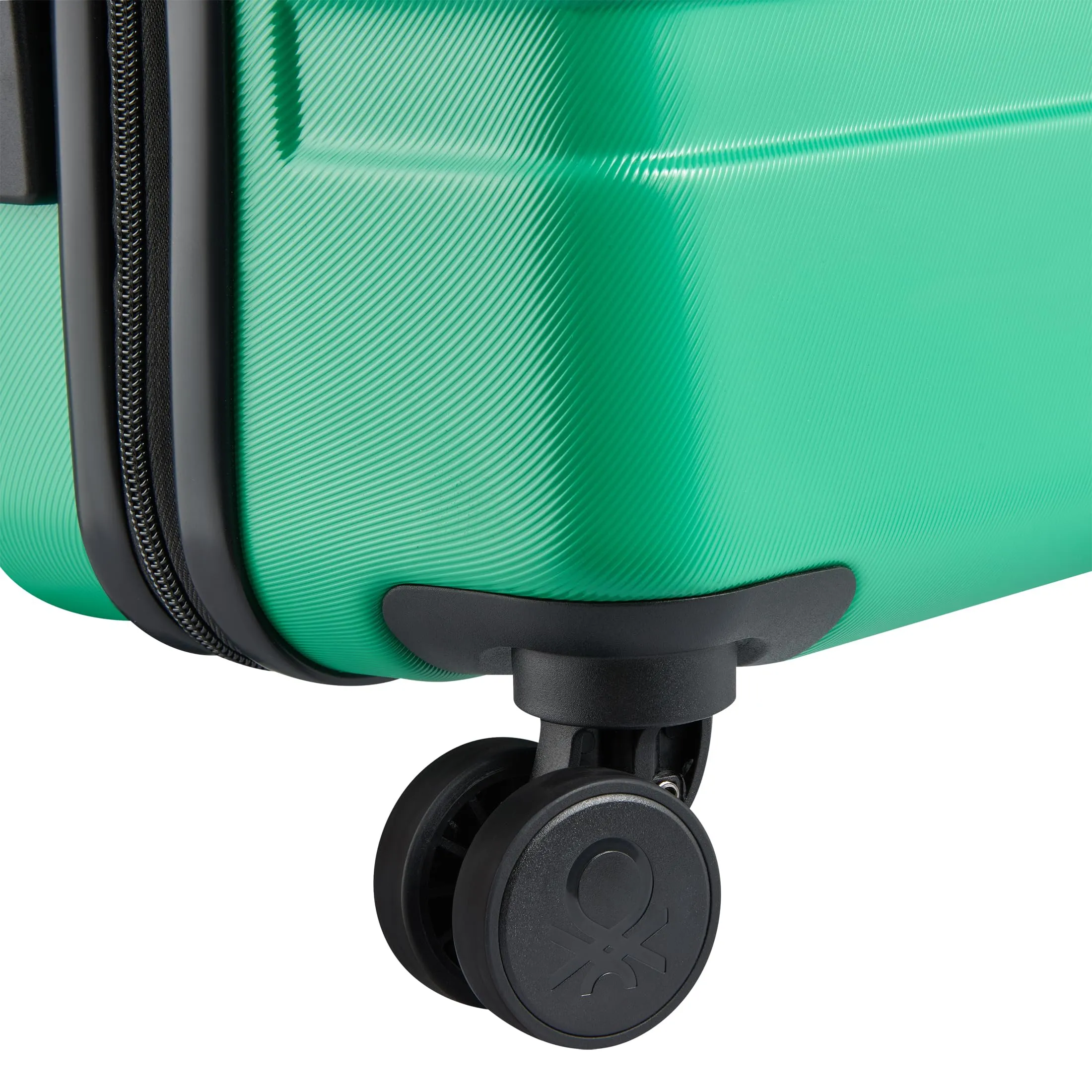 United Colors of Benetton Now Hardside Luggage with Spinner Wheels