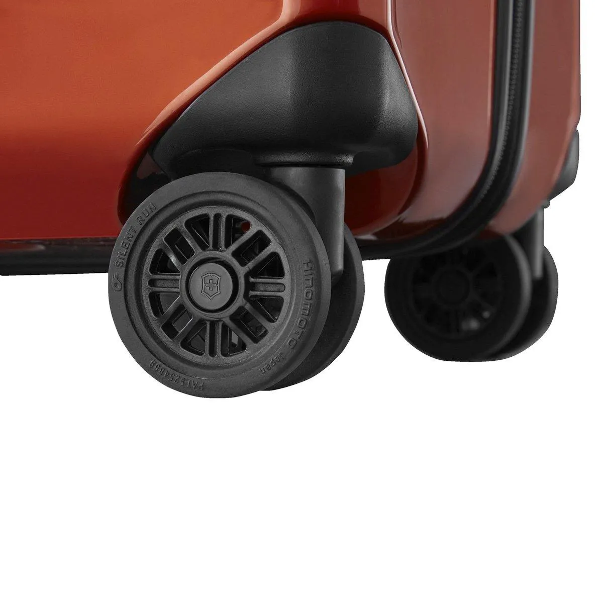Victorinox Airox Large 4-Wheel Large Luggage