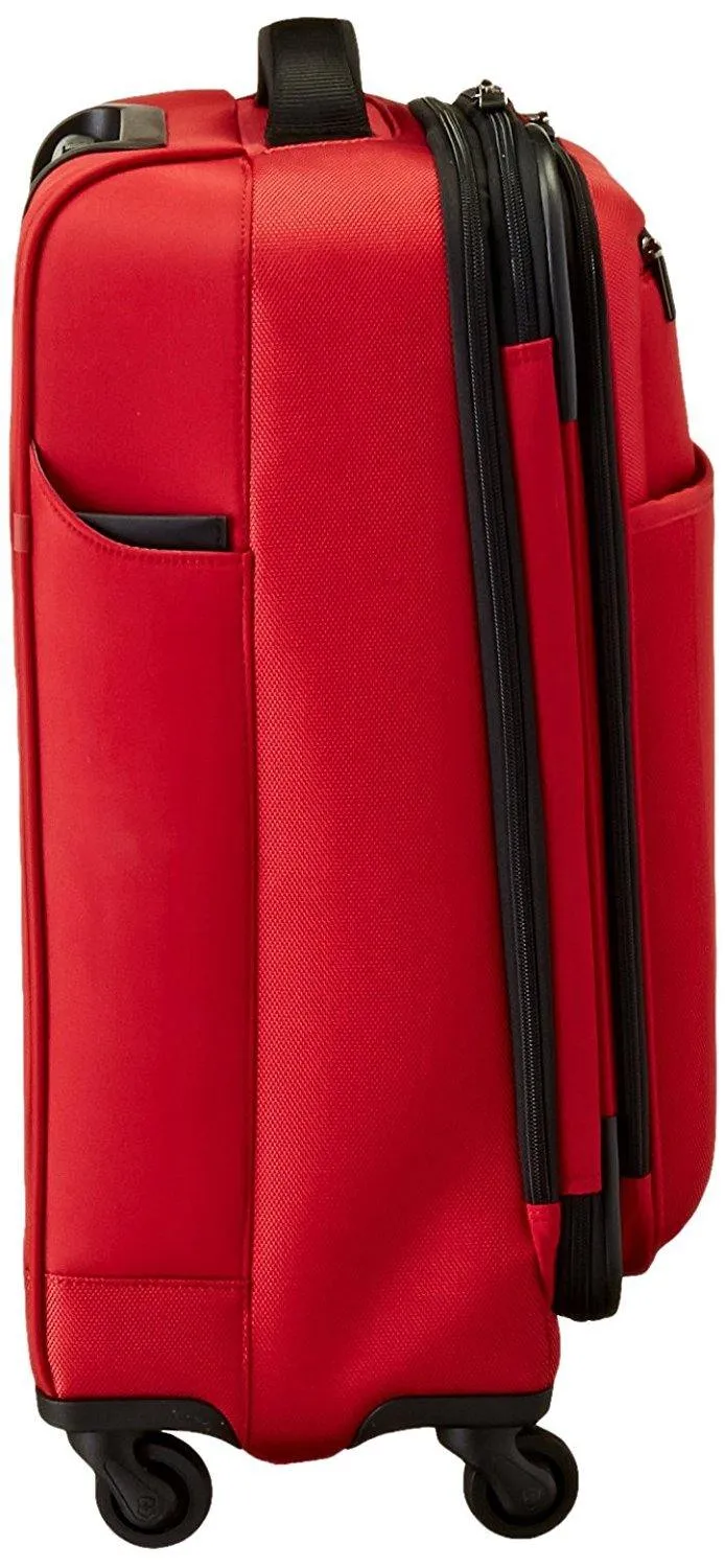 Victorinox Avolve 2.0 20" 4-Wheel Carry-On Luggage