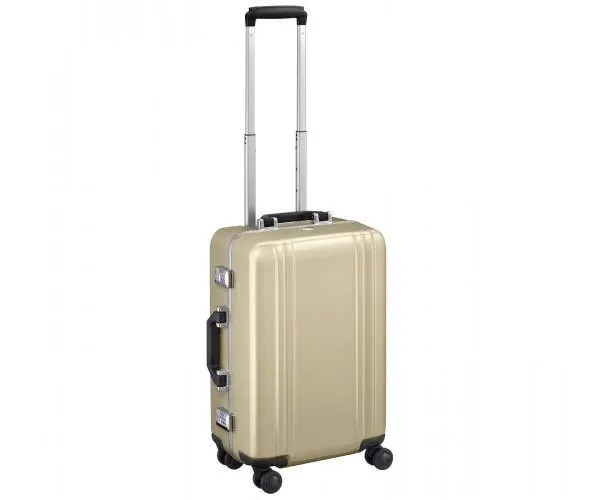 ZERO Halliburton Classic Polycarbonate 2.0 22" 4-Wheel Carry-On Luggage