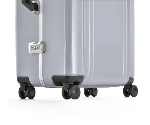 ZERO Halliburton Classic Polycarbonate 2.0 22" 4-Wheel Carry-On Luggage